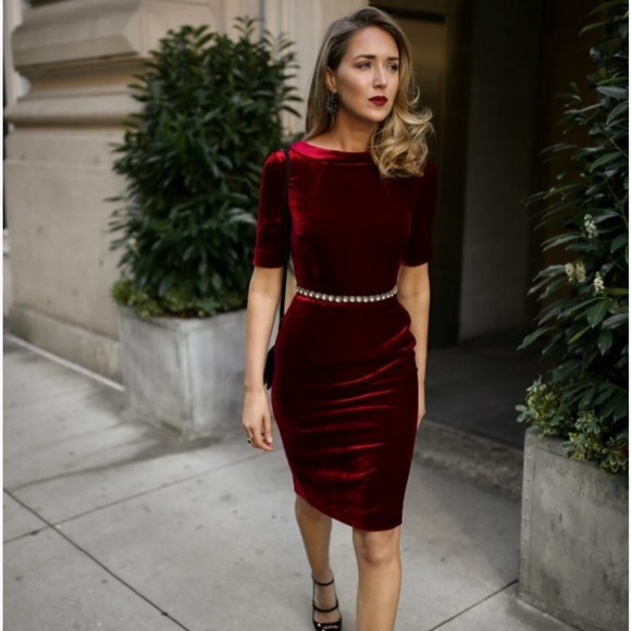 Boden Dresses & Skirts - Boden Crandberry Velvet Sheath Dress